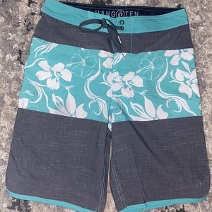 Surf shorts boys